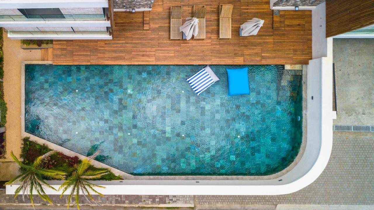 One Bay Residence Unit 15 - Penthouse With Private Roof Top, Jacuzzi And Sea View Гранд Байе Екстериор снимка