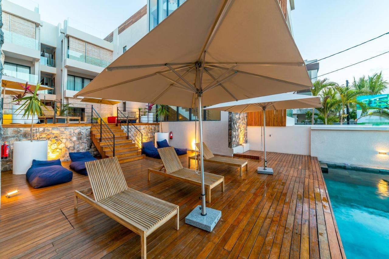 One Bay Residence Unit 15 - Penthouse With Private Roof Top, Jacuzzi And Sea View Гранд Байе Екстериор снимка